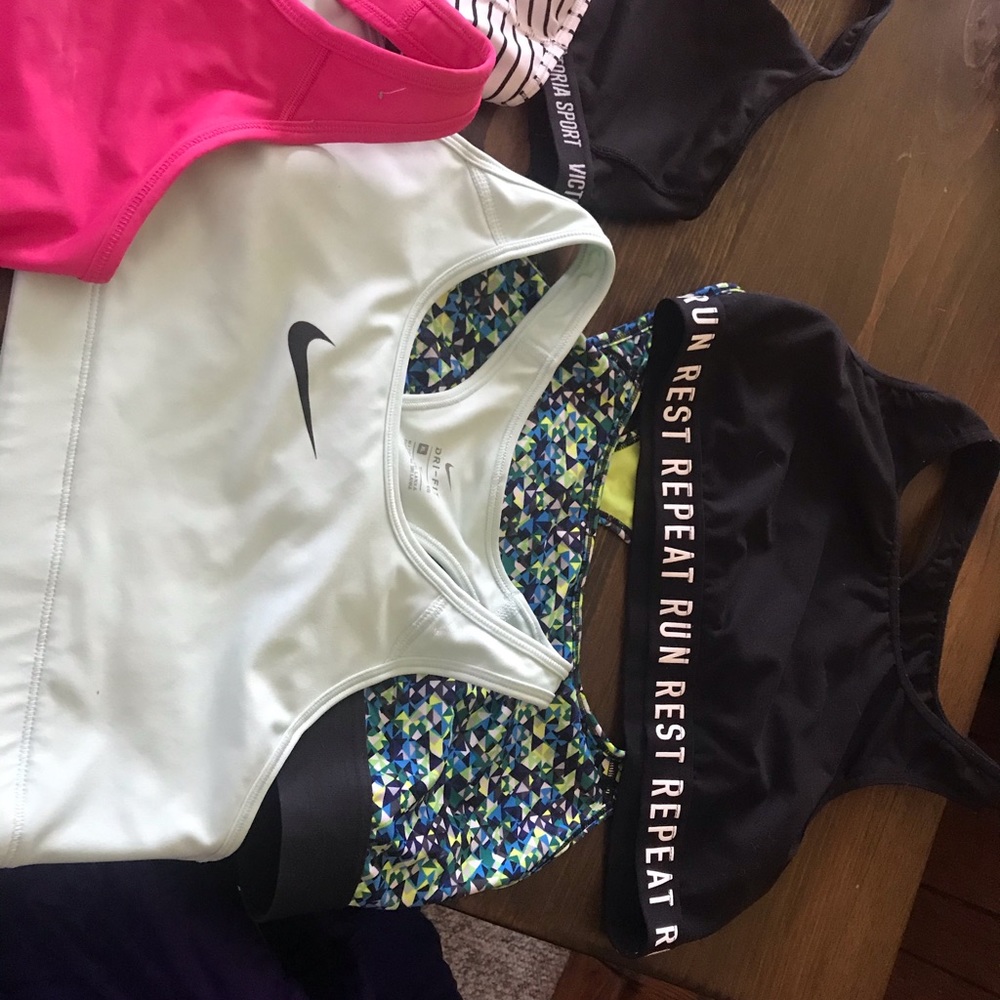 Workout tops - Picture 2 of 2